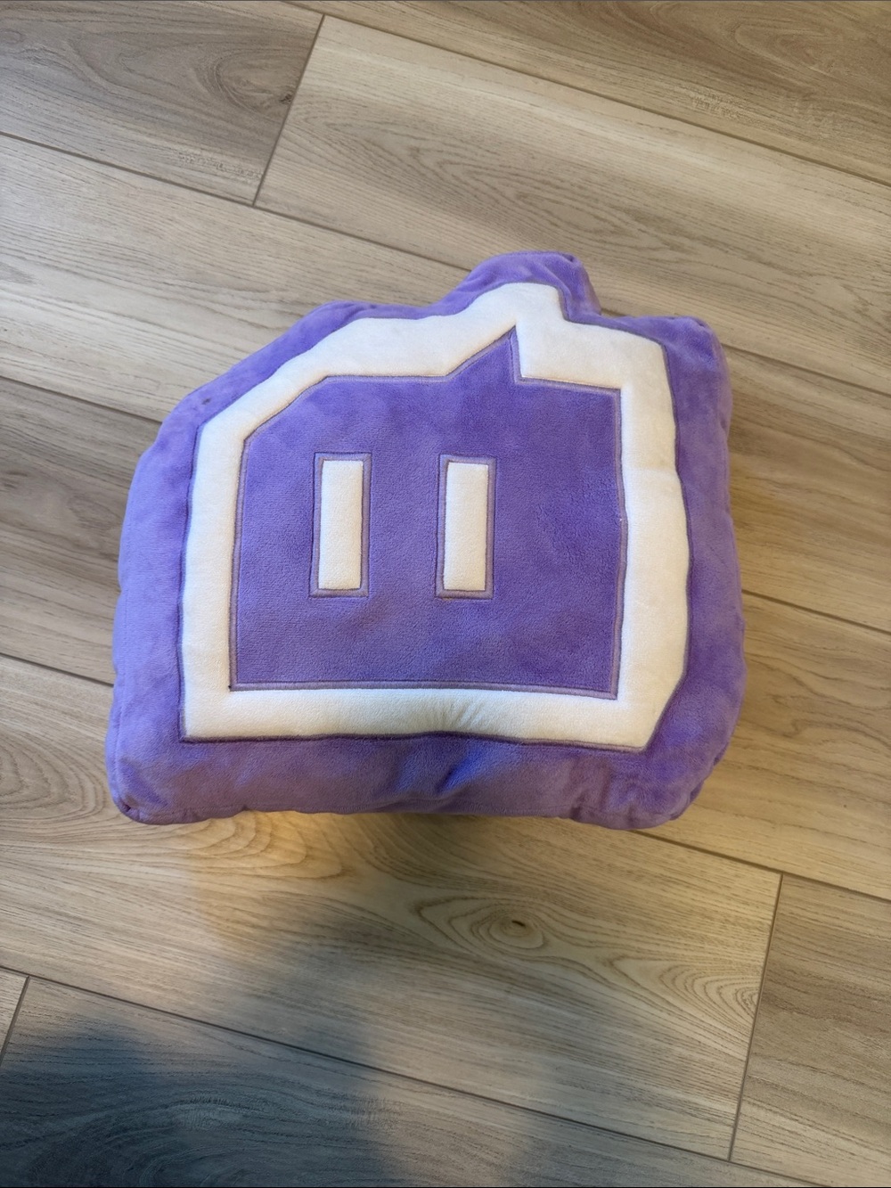 Plush Purple Emblem Decorative Pillow - Soft Accent Cushion